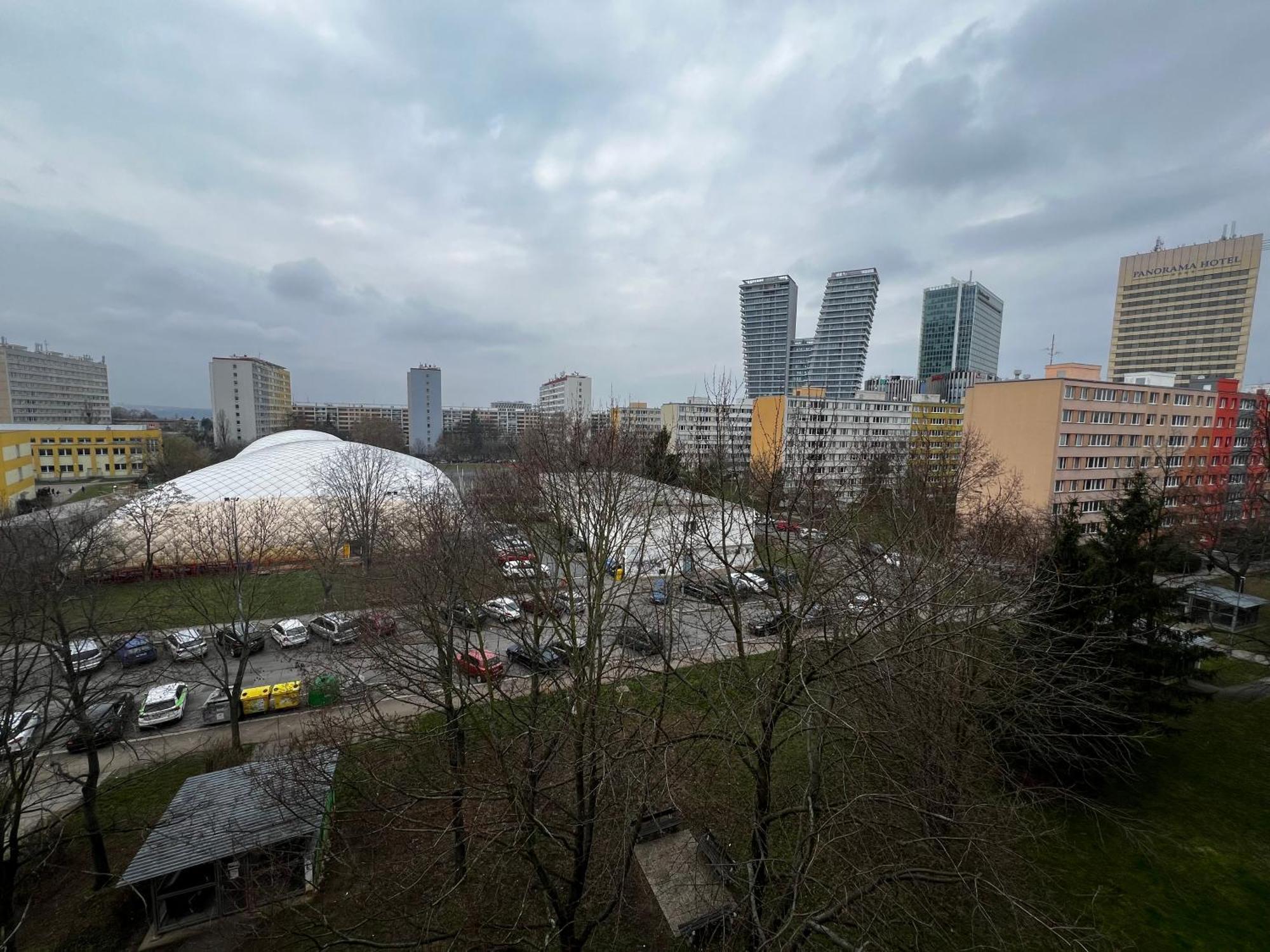 Hoa - Metro Station Pankrac Apartmán *